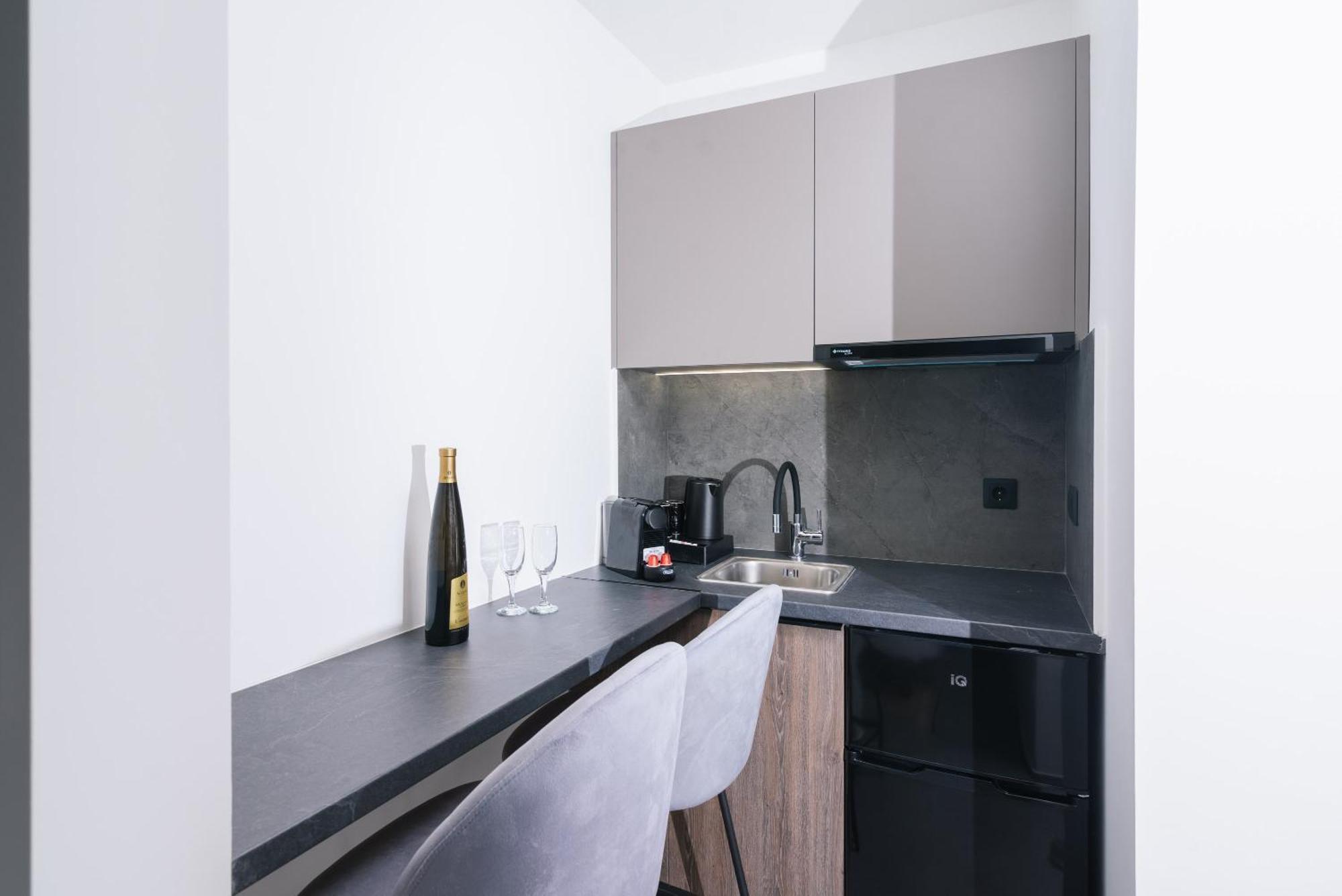 Alcyone Studios And Apartments Heraklion  Ngoại thất bức ảnh