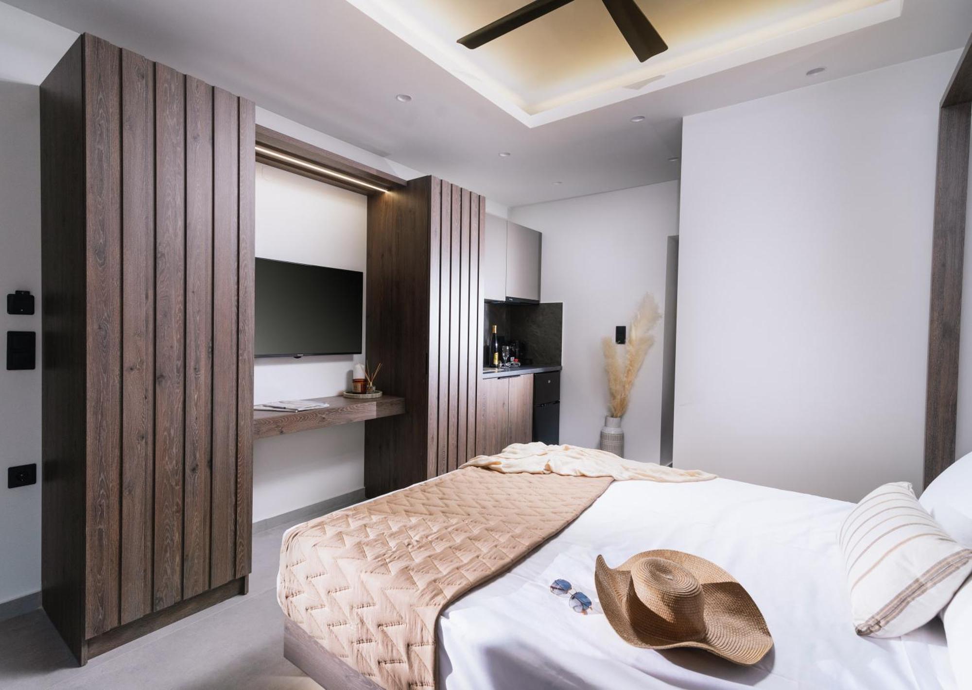 Alcyone Studios And Apartments Heraklion  Ngoại thất bức ảnh